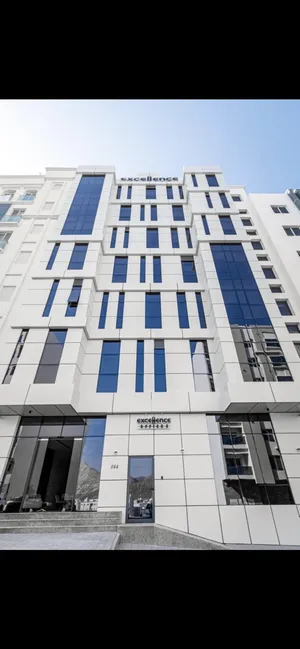furnished offices in Bousher مكتب مؤثث في بوشر