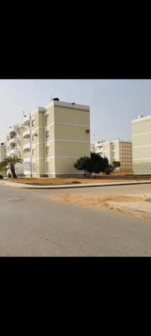 شقه للبيع في قاريونس