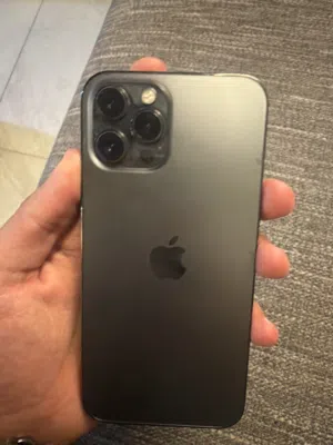 iPhone 12 بروماكس