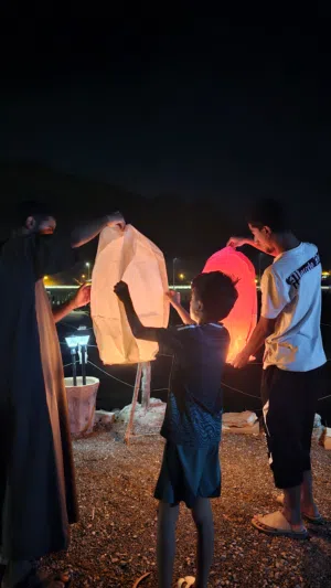 المنطاد الطائر المذهل