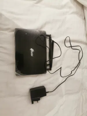 Tp link wifi router MR600