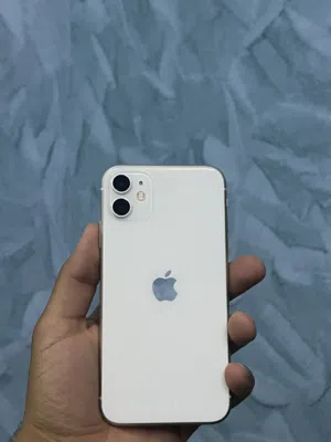 Apple iPhone 11 128 GB in Al Dakhiliya