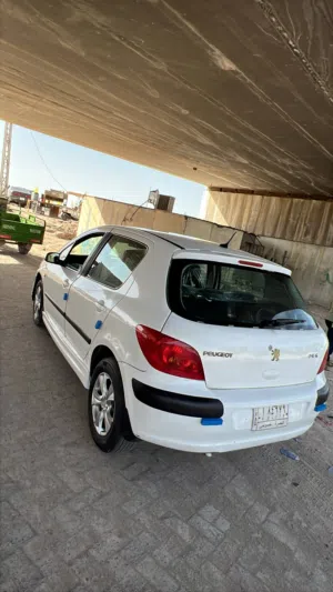 بيجو فرنسي 307 هاشباك