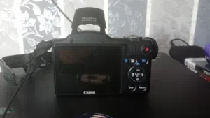 Canon PowerShot SX500 IS – 16MP, 30x Optical Zoom, Compact Bridge Camera