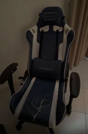 كرسيGaming شركة DxRacer باللون الأزرق Blue