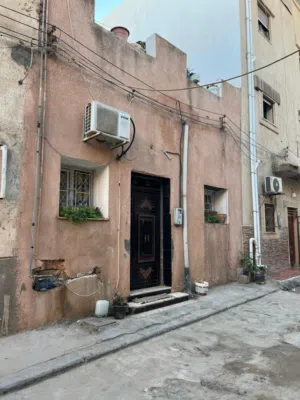 نص منزل دورين انظيف الله يبارك مساحة 73مثر