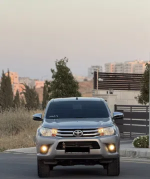 Used Toyota Hilux in Amman