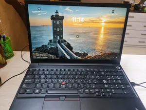 Lenovo . Windows . 15.6"4