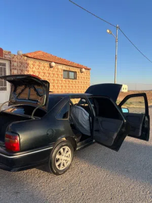 أوبل فكترا موديل 95 ماتور 1600 السياره بصلاه عالنبي مو ناقصها شيء كوشوك جديد السياره ولا طقه صيانه