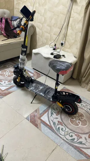 سكوتر جديد غير مستخدم