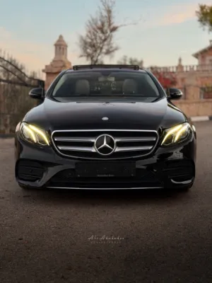 مرسيدس بنز E200 AMG موديل 2018 بالرخصه اصل برايفت عداد 100 الف يد 3 رخصه تامين سنه فحص فوق الممتاز