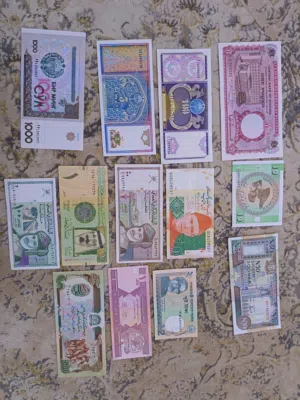 13 عملة من مختلف الدول بسعر مناسب السعر 7 ريال غير شامل التوصيل اقرأ الوصف علشان تعرف مهم جدا جدا..