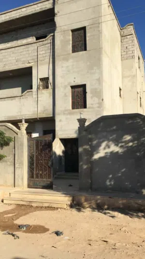 منزل للبيع ف الفعكات شارع العيادة