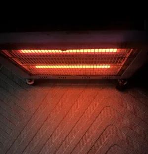 هيترات كهربائية سخان ماء مبردة كومبيرة ديما تبريد بردات خردلية اللون مع تور ابيض كريكوت طفل وردي