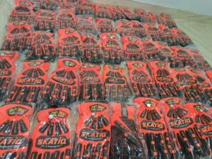 قفازات لجميع للاستعمال قويه ومضمونه