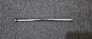 عقلة باب ماركة Tunturi جديدة ومعها براغي للتثبيت بجوانب الباب