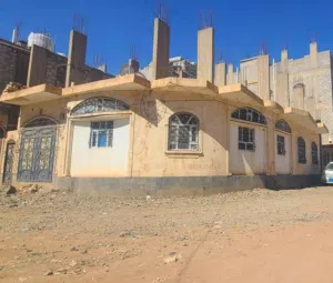 بيوت واراضي وعماير للبيع مغريه جدا