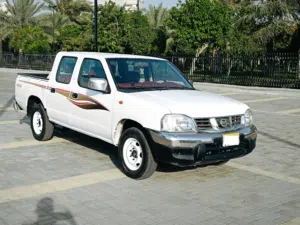 NISSAN PICKUP DOUBLE CABINE  -2012