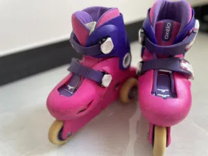 رولر سكيت باتيناج skate للبنات من oxelo decathlon المعروف بجودة منتجاته