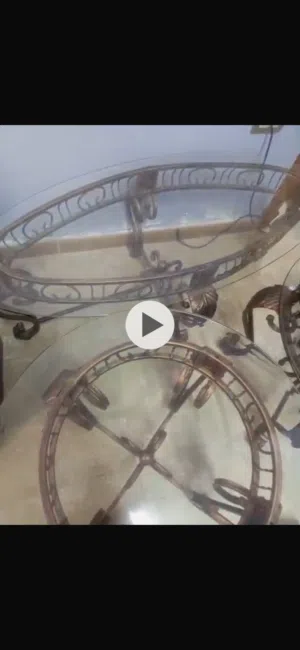 3 طاولات طاولة كبيرة بيضوي مع جانبيات اثنتين دائرتين