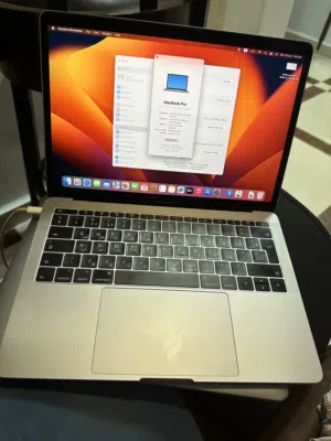 Macbook 2017 8gb memory 2.3 processor  dual core intel i5