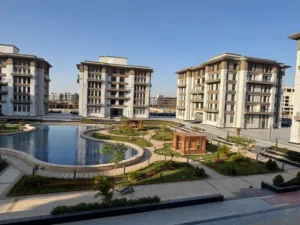 شقة للبيع متأجرة بالدولار امام الجامعة الامريكية
