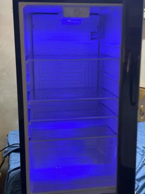 ثلاجة عرض باب شفاف للبيع