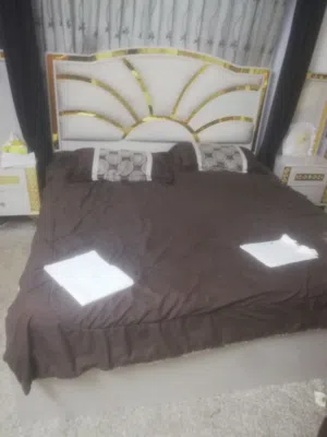 غرفه نوم للبيع شبه جديده