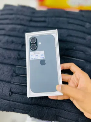 iPhone 17 -256 GB - Good phone at affordable price- with box - warranty march 2027
