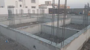 ابحث عن عمال مقاولات بناء اذا حد عنده عمال وما عندهم شغل اريد اشغلهم معي بعقد عمل بيني وبين كفيلهم