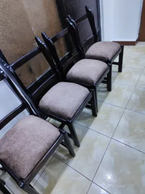 كراسي سفره بحال الوكاله عدد سته للبيع