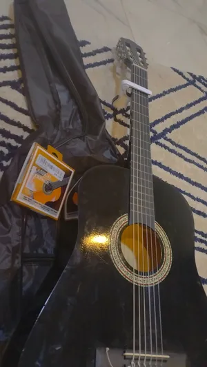 Guitars & Oud . Used4