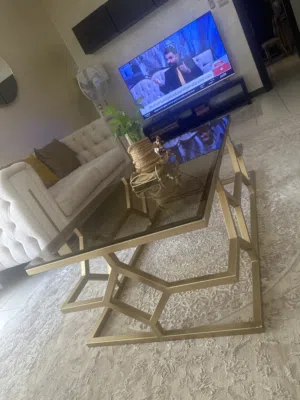 طقم كنب وطاولات ثلاثيه واحده  ثنائيه 2