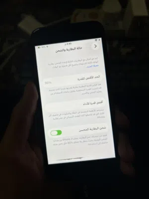 Apple iPhone SE 2 64 GB in Sana'a