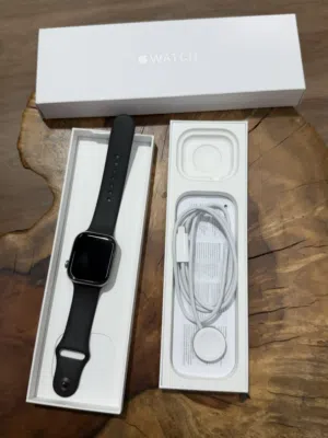 Apple smart watches for Sale in Muscat