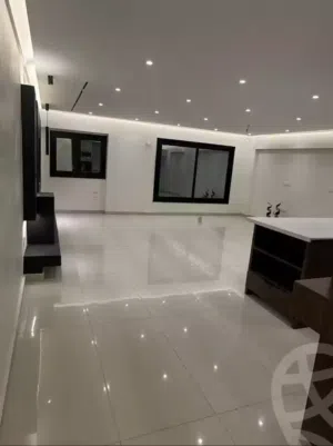شقه للبيع تفرعات ميدان المساحه بجانب سعودي ماركت الترا سوبر لوكس