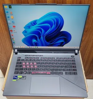 للبيع لابتوب جيمنقAsus Rog strix 165hz i914gen/16Ram DDR5/1TB SSD/4060 Rtx 8GB