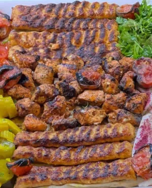 شيف مشويات وكص متفرغ للعمل