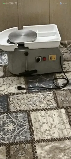 جهاز صنع فخار واشكال من طين