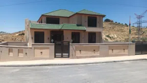 للبيع فيلا فاخرة بناء جديد في منطقة بدر الجديدة الموقع: بدر الجديدة – منطقة هادئة ومخدومة بالكام