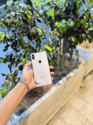 Apple iPhone XS Max 64 GB in Tripoli