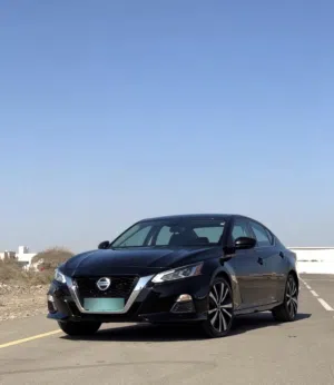 Used Nissan Altima in Al Batinah