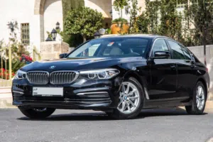 Bmw 520i 2019 Gasoline   السيارة وارد الشركة و مميزة جدا و قطعت مسافة 53,000 كم فقط