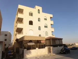 136 m2 5 Bedrooms Apartments for Sale in Amman Sahab