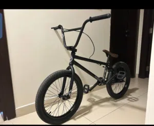 Flybikes Neutron BMX – For Sale*   Condition: Like New  Color: Metallic Black  Comes with Brake