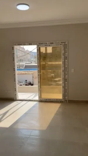 شقة للبيع فى التجمع الخامس جاهزه للمعاينه