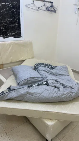 سرير مريح للنوم