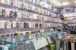 اعلان للمحل للبيع