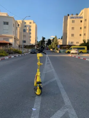 سكوتر ماشاء الله نظيف بدي حد يحط فيه سعر مرتب وحلال زلال عليه بس السعر يكون مناسب الو. 36فولت