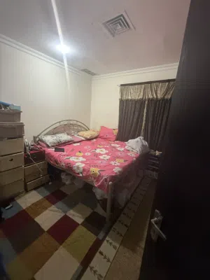 شقه مفروشه للايجار الموقت غرفه وصاله
